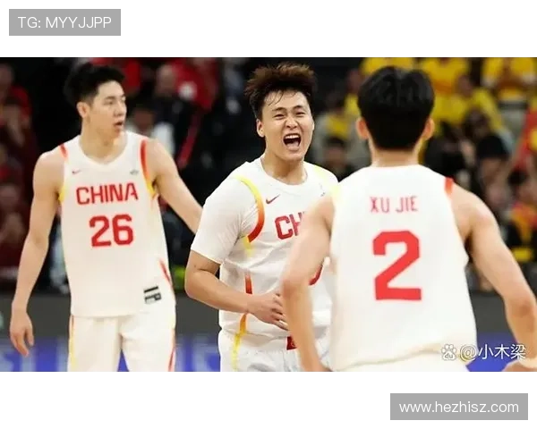 中国男篮逆转战胜澳大利亚队成功晋级亚洲杯决赛全队展现顽强拼搏精神